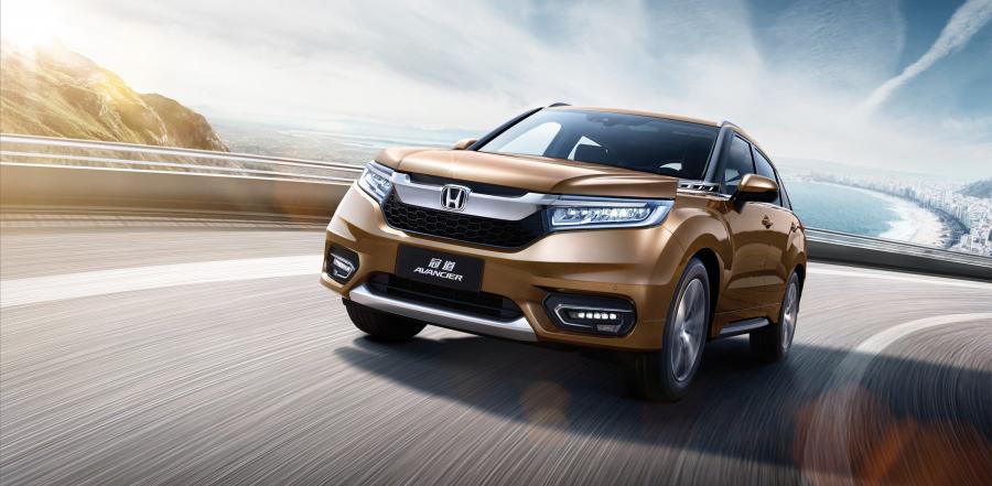  Honda Avancier 2016 года  (фото 9 из 30)